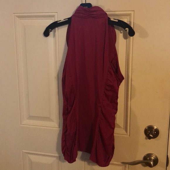 Pink ruffled blouse - Picture 2 of 5